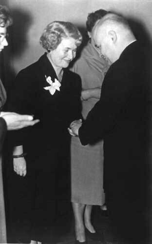 ����� ������� �������� ������� � �������