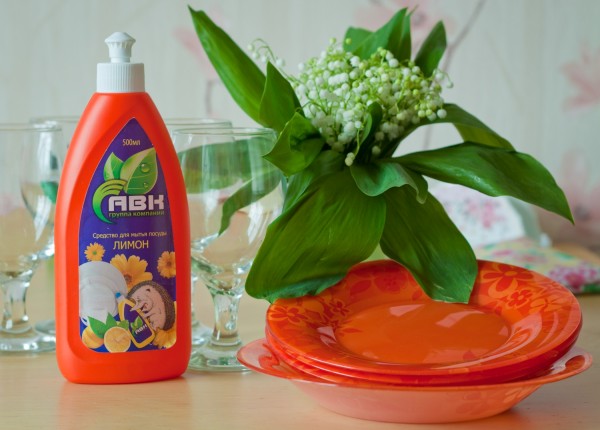 Бытовая химия, продукция компании АВК, средство для мытья посуды отзывы, жидкое мыло отзывы, жидкость для утюгов, как почистить утюг в домашних условиях